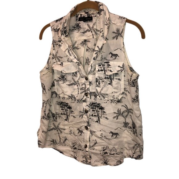 Banana Republic ZEBRA GIRAFFE print sleeveless Out of Africa Safari Shir… - Picture 3 of 4